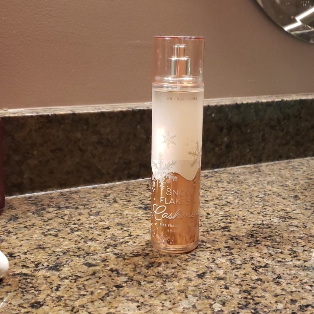 Snowflakes and cashmere Fine Fragrance Mist